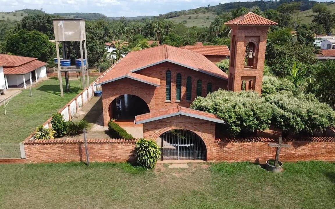Centro Claudio Zebelloni, Paraiso do Leste